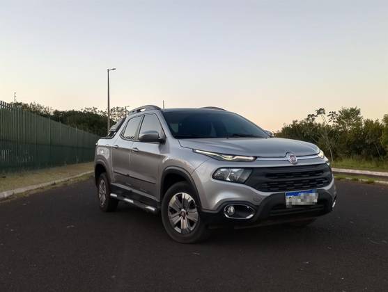 FIAT TORO 1.8 16V EVO FLEX FREEDOM AT6 FIAT TORO 1.8 16V EVO FLEX FREEDOM AT6